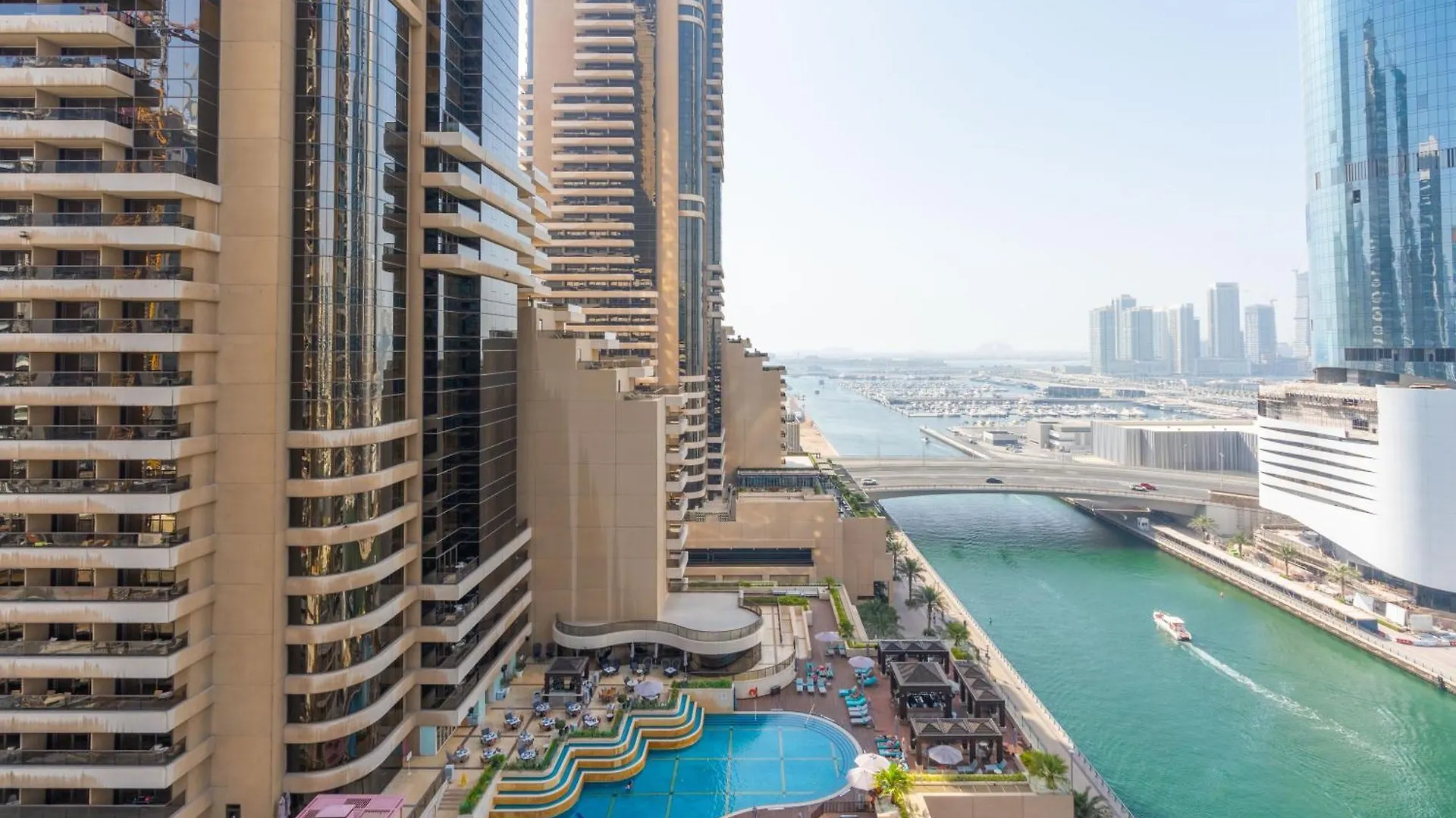 Vacay Lettings -2 Bed Iris Blue Dubai Marina Apartment